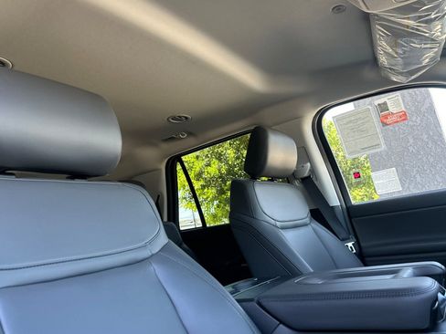 New 2026 Ford Expedition Max Active RWD image 18