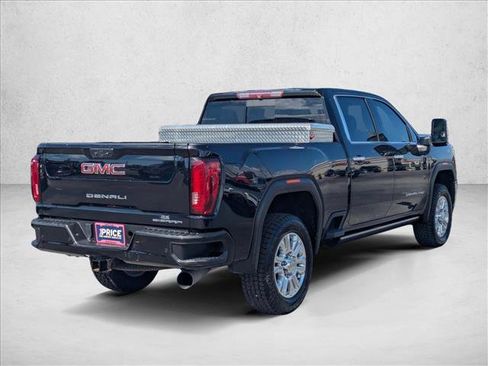 Used 2022 GMC Sierra 2500 Denali image 5