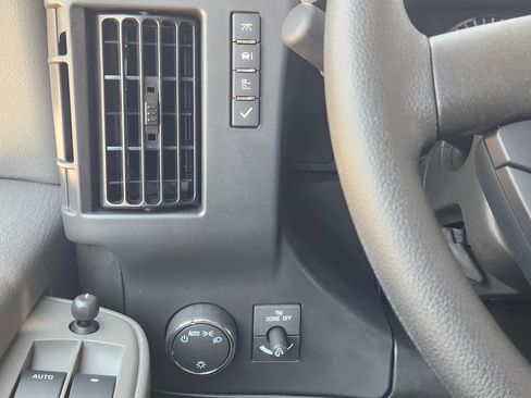 New 2025 Chevrolet Express 2500 w/ Driver Convenience Package image 24