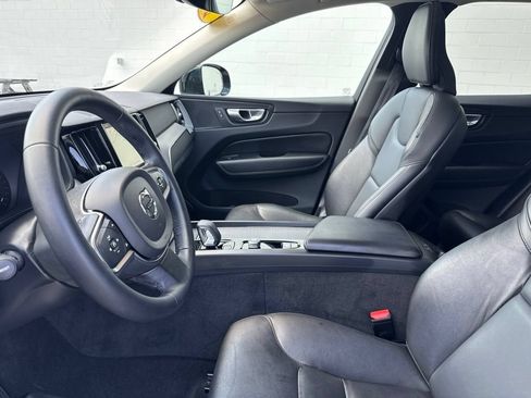 Used 2024 Volvo XC60 B5 Core w/ Protection Package Premier AWD/4WD image 21