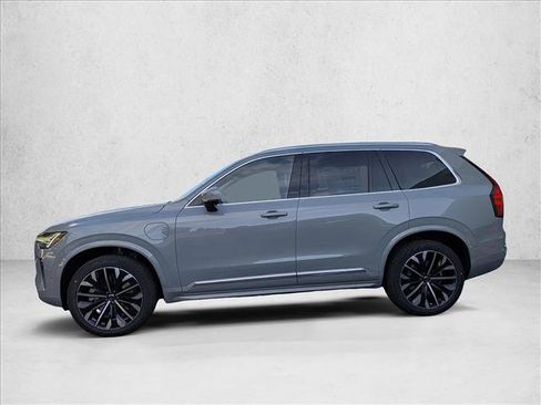New 2026 Volvo XC90 T8 Ultra w/ Protection Package image 6