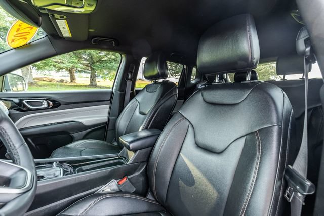Used 2023 Jeep Compass Limited AWD/4WD image 11