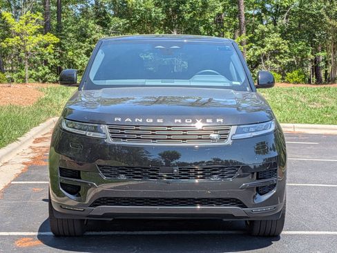 Used 2024 Land Rover Range Rover Sport SE AWD/4WD image 26