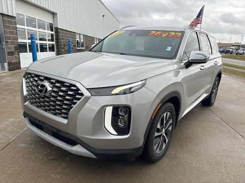 Used 2022 Hyundai Palisade SEL image 3
