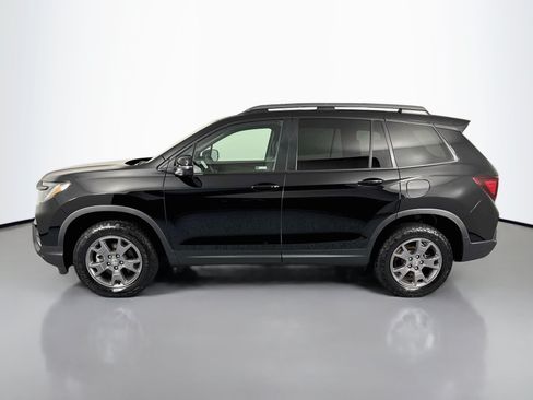 Certified 2024 Honda Passport TrailSport image 8