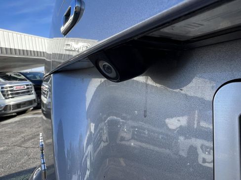 Used 2018 Dodge Grand Caravan SE w/ UConnect Hands-Free Group image 6