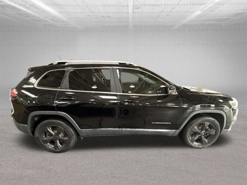 Used 2019 Jeep Cherokee Limited AWD/4WD image 25