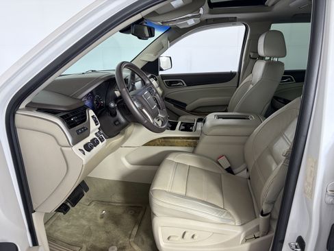 Used 2016 GMC Yukon Denali w/ Open Road Package AWD/4WD image 6