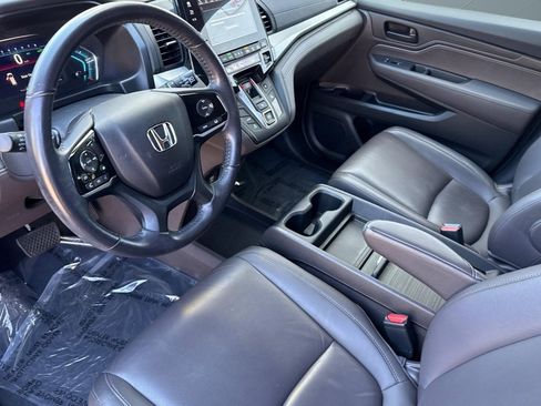 Certified 2018 Honda Odyssey EX-L image 4