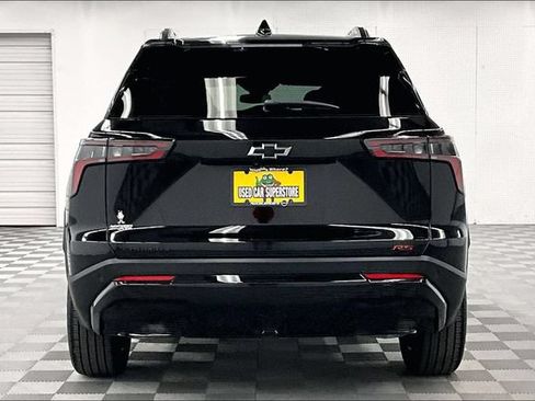 Used 2026 Chevrolet Equinox RS FWD image 5
