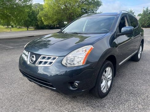 Used 2013 Nissan Rogue SV w/ Premium Pkg AWD/4WD image 22
