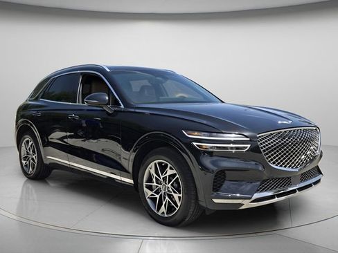 Used 2023 Genesis GV70 2.5T w/ Advanced Package AWD/4WD image 9