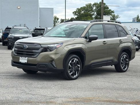 Used 2026 Subaru Forester Touring AWD/4WD image 2