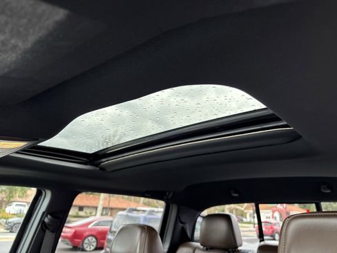 Used 2016 Toyota Tacoma Limited image 12