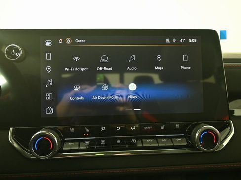 New 2026 Chevrolet Colorado Z71 w/ Technology Package AWD/4WD image 27