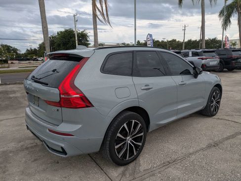 Used 2024 Volvo XC60 B5 Plus w/ Protection Package Premier AWD/4WD image 4