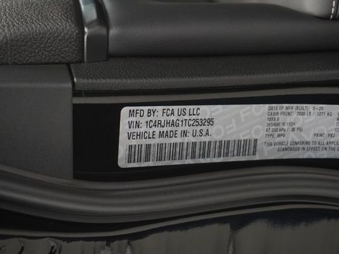 New 2026 Jeep Grand Cherokee Laredo X AWD/4WD image 40