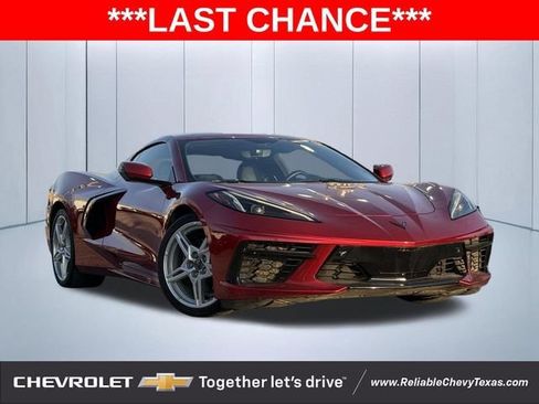 Used 2021 Chevrolet Corvette Stingray Preferred Cpe w/ 2LT RWD image 1