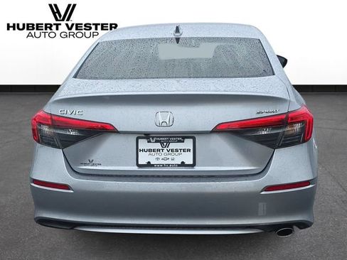 Used 2022 Honda Civic Sport image 7