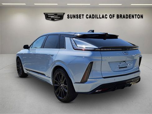 New 2026 Cadillac Lyriq V image 5