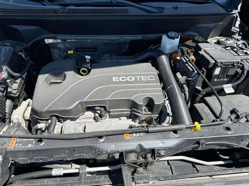 Used 2022 Chevrolet Equinox LS FWD image 26
