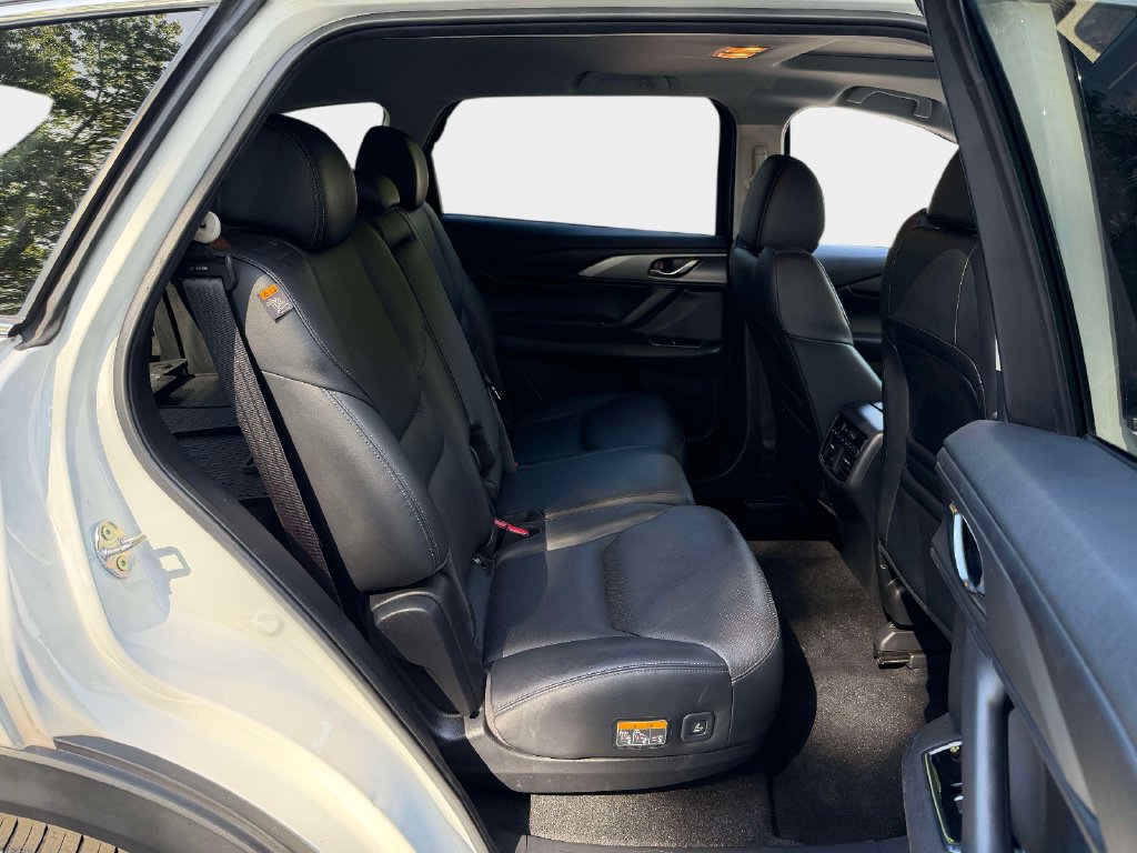 Used 2023 MAZDA CX-9 Touring Plus AWD/4WD image 10