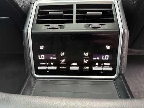 Used 2018 Porsche Panamera 4 AWD/4WD image 24