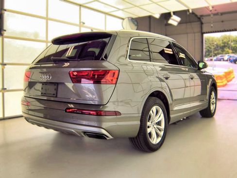 Used 2017 Audi Q7 3.0T Premium Plus AWD/4WD image 6