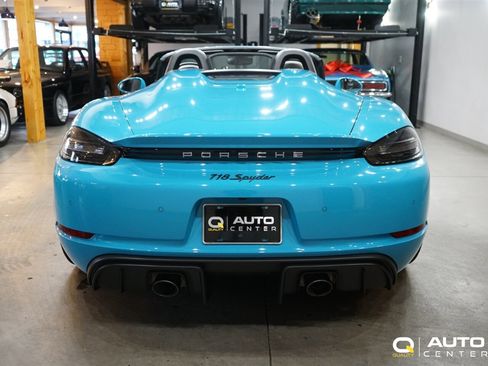Used 2020 Porsche 718 Boxster Spyder image 6