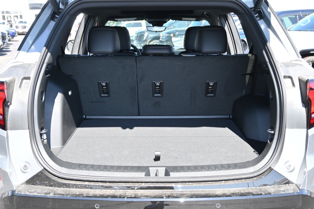 New 2026 GMC Terrain AT4 w/ Convenience Package III AWD/4WD image 46
