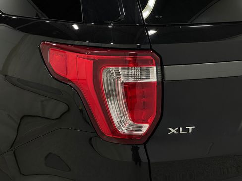 Used 2019 Ford Explorer XLT w/ Equipment Group 202A image 37