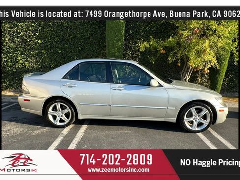 Used 2004 Lexus IS 300 w/ Pwr & Alcantara Pkg RWD image 5