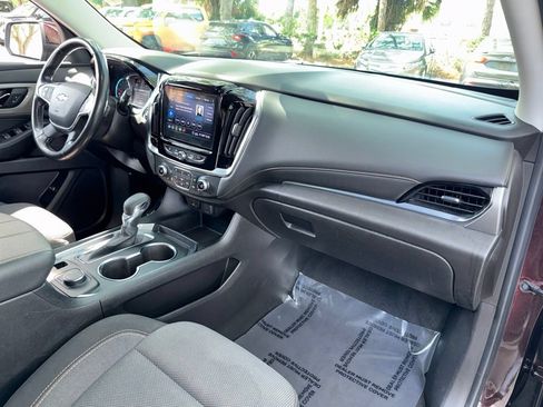 Used 2021 Chevrolet Traverse LT AWD/4WD image 20