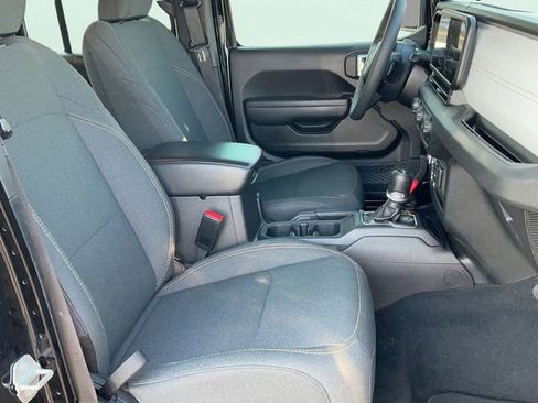 Used 2024 Jeep Wrangler Sport S image 24