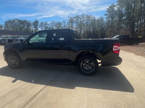 New 2026 Ford Maverick XLT image 4