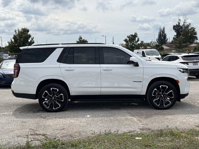 Used 2022 Chevrolet Tahoe RST w/ Luxury Package RWD image 3