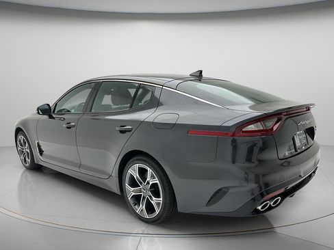 Used 2020 Kia Stinger GT-Line w/ Sun & Sound Package AWD/4WD image 7