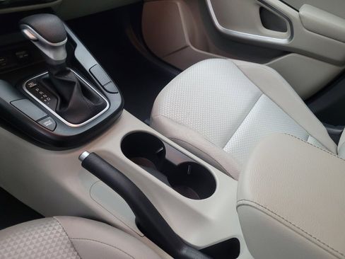 Used 2025 Kia Soul LX image 26