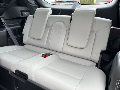 New 2026 Mitsubishi Outlander SE AWD/4WD image 16
