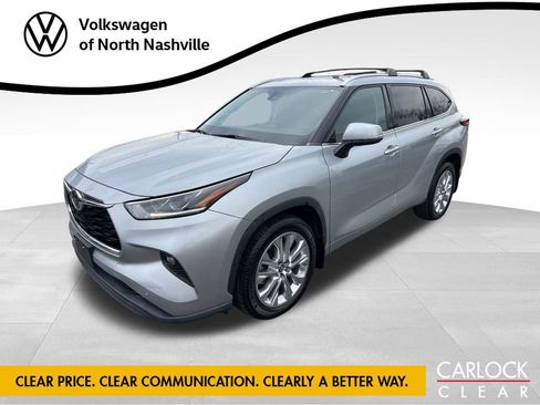 Used 2021 Toyota Highlander Limited image 1