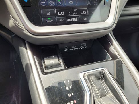 Certified 2025 Subaru Outback Limited XT AWD/4WD image 28
