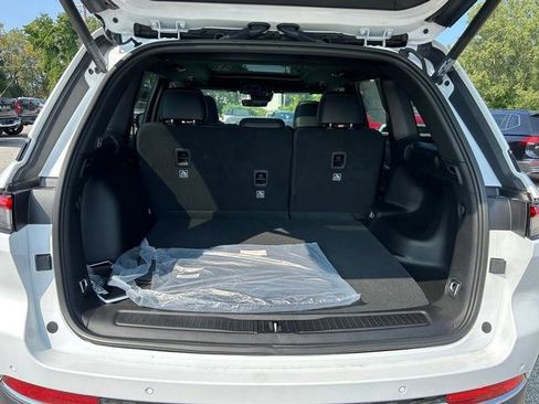 New 2025 Jeep Grand Cherokee Limited w/ Trailer Tow Package image 26