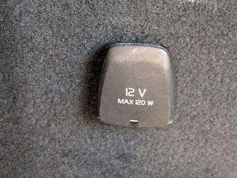 Used 2023 Volvo XC60 B6 Ultimate w/ Climate Package image 22