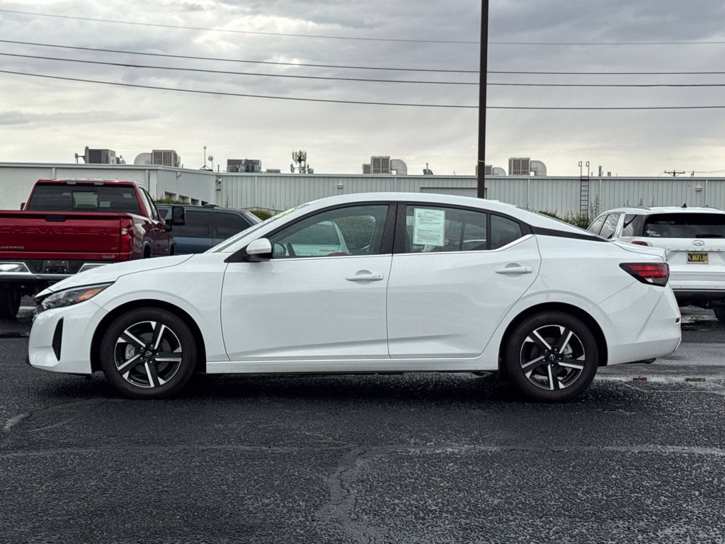 Used 2024 Nissan Sentra SV FWD image 5