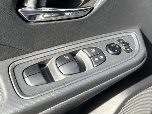 Certified 2024 Nissan Versa SV image 29