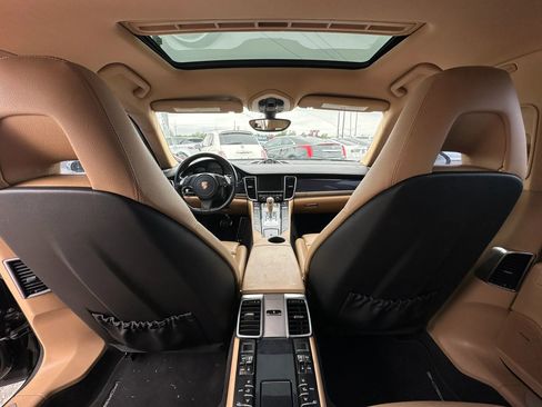 Used 2015 Porsche Panamera image 10
