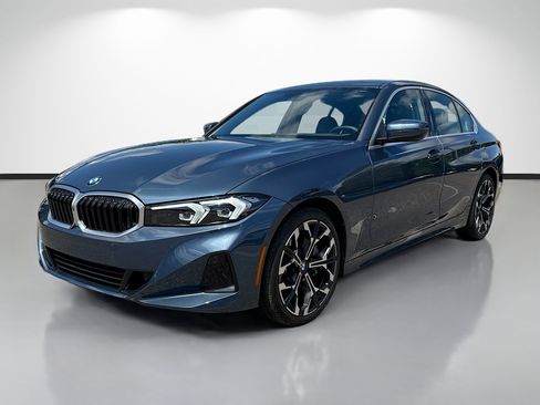 Used 2025 BMW 330i Sedan image 7