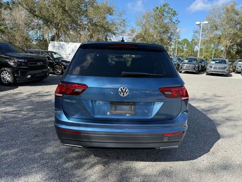 Used 2020 Volkswagen Tiguan S image 12