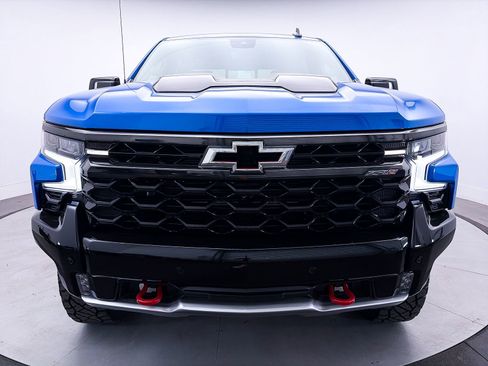 Used 2025 Chevrolet Silverado 1500 ZR2 w/ Technology Package AWD/4WD image 16