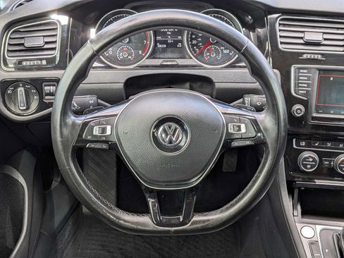 Used 2016 Volkswagen Golf Limited Edition FWD image 23